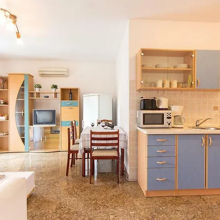 Eric I Paolo Apartment