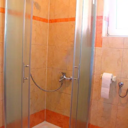 Eric I Paolo Apartment *