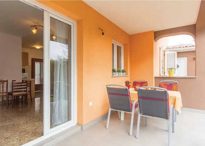 Apartman Eric I Paolo *