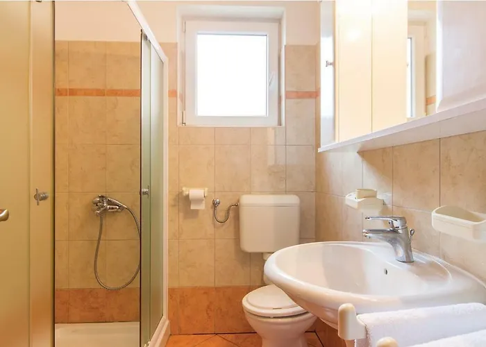 Eric I Paolo Apartman *