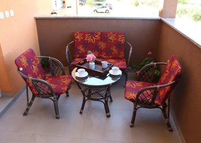 Eric I Paolo Apartman *