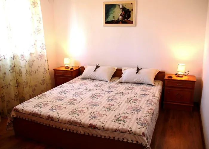 Eric I Paolo Apartman *